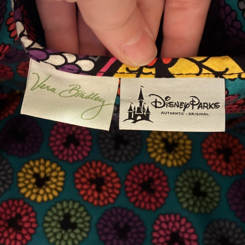 VERA BRADLEY DISNEY PARKS Magical Blooms Mickey Black Floral Tote Bag - Picture 5 of 7